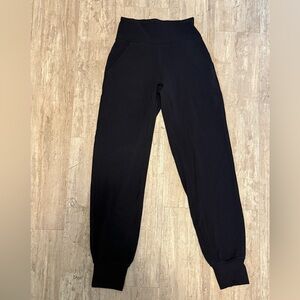 EUC Lululemon Align Black High Waist Joggers size 2